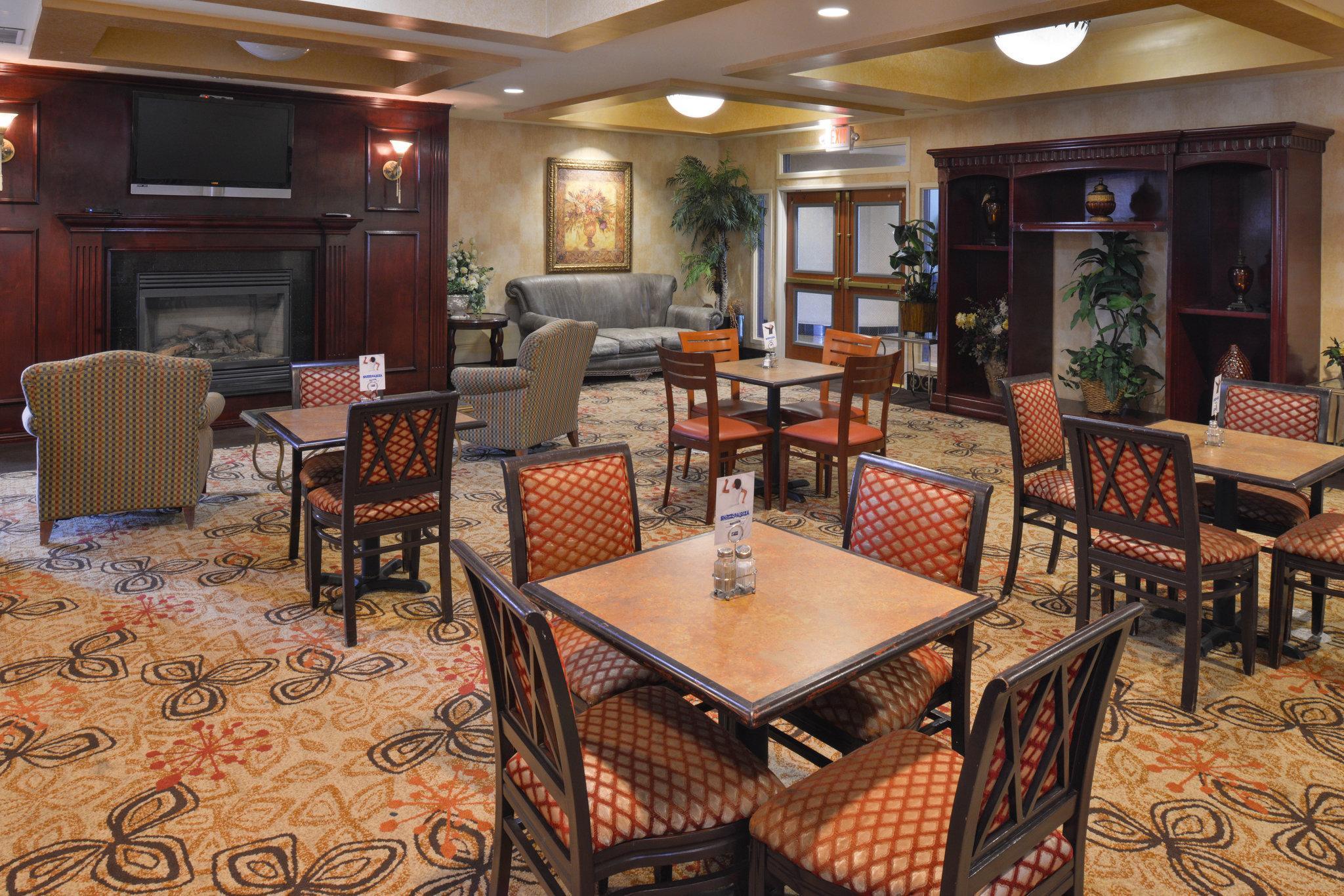 Holiday Inn Express Hotel & Suites El Centro By Ihg Exterior photo