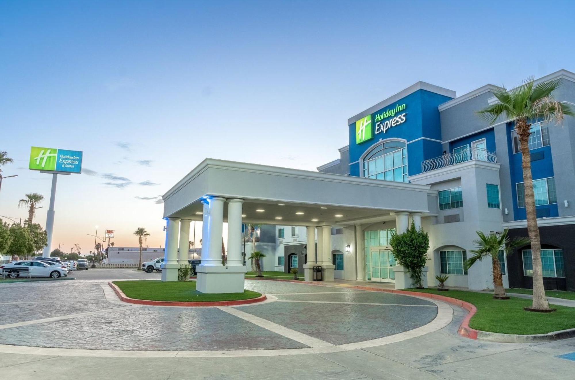 Holiday Inn Express Hotel & Suites El Centro By Ihg Exterior photo