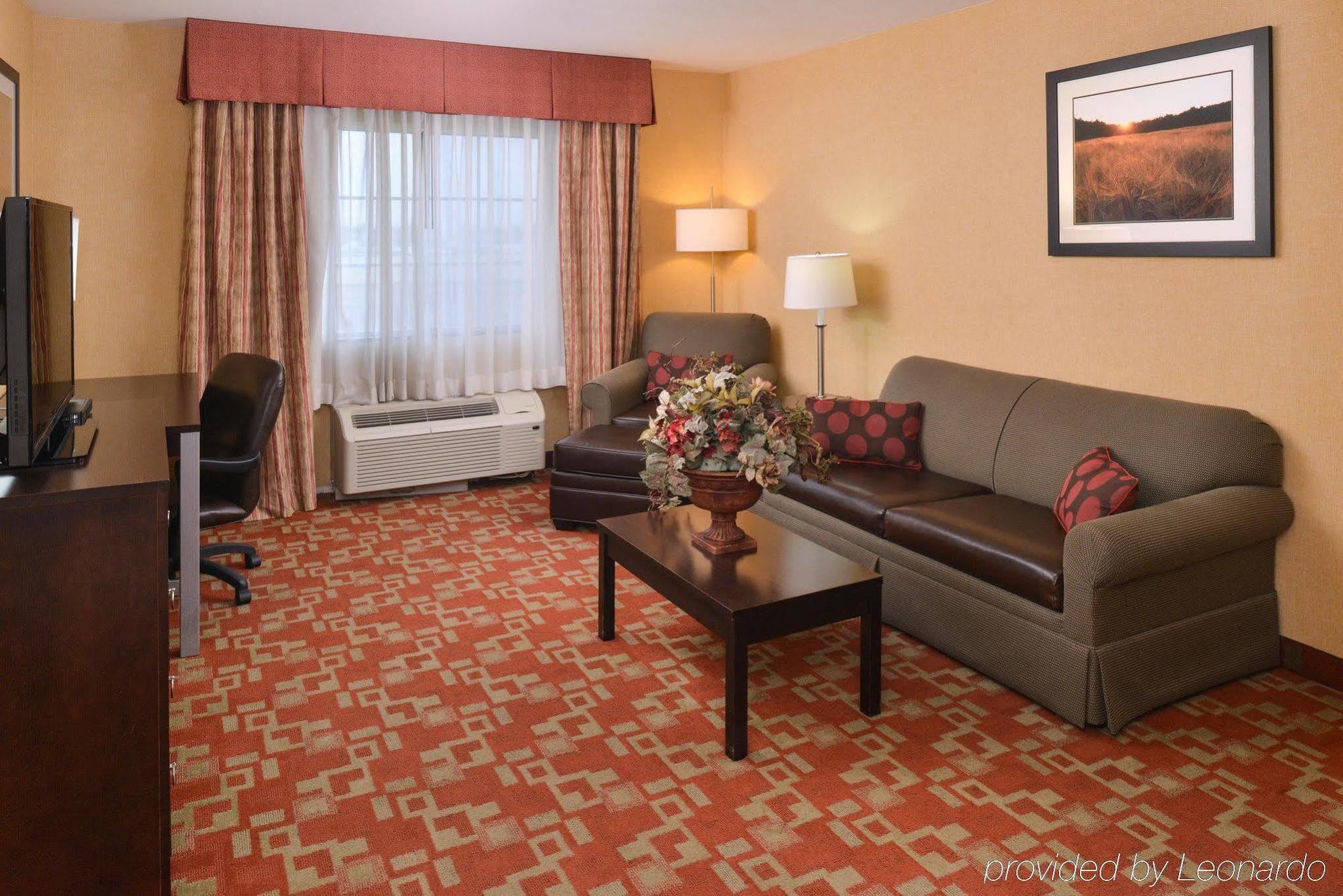 Holiday Inn Express Hotel & Suites El Centro By Ihg Exterior photo